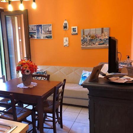 Agriturismo Poggio All'Olivo フォッローニカ エクステリア 写真